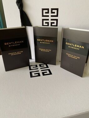 Givenchy Gentleman Givenchy Reserve Privee EDP Trio Sample Set